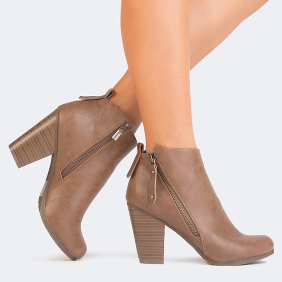Breckelles Shoes - New Taupe Breckelles Ankle Zipper Chunky Heel Boot